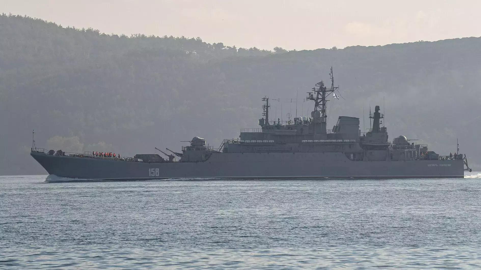 Ukraine Says Destroyed Russian Warship On Black Sea - World News