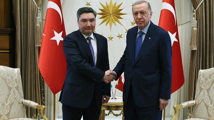 Cumhurbaşkanı Erdoğan Kazakistan Başbakanı Oljas Bektenov ile bir araya geldi