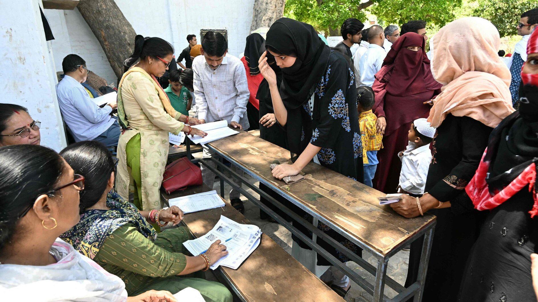 India Begins Second Phase Of National Elections - World News