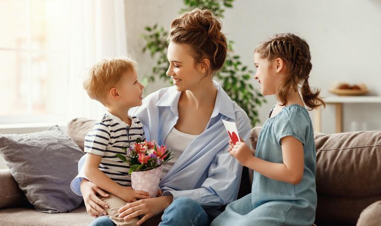 ANNELER GÜNÜ TARİHÇESİ