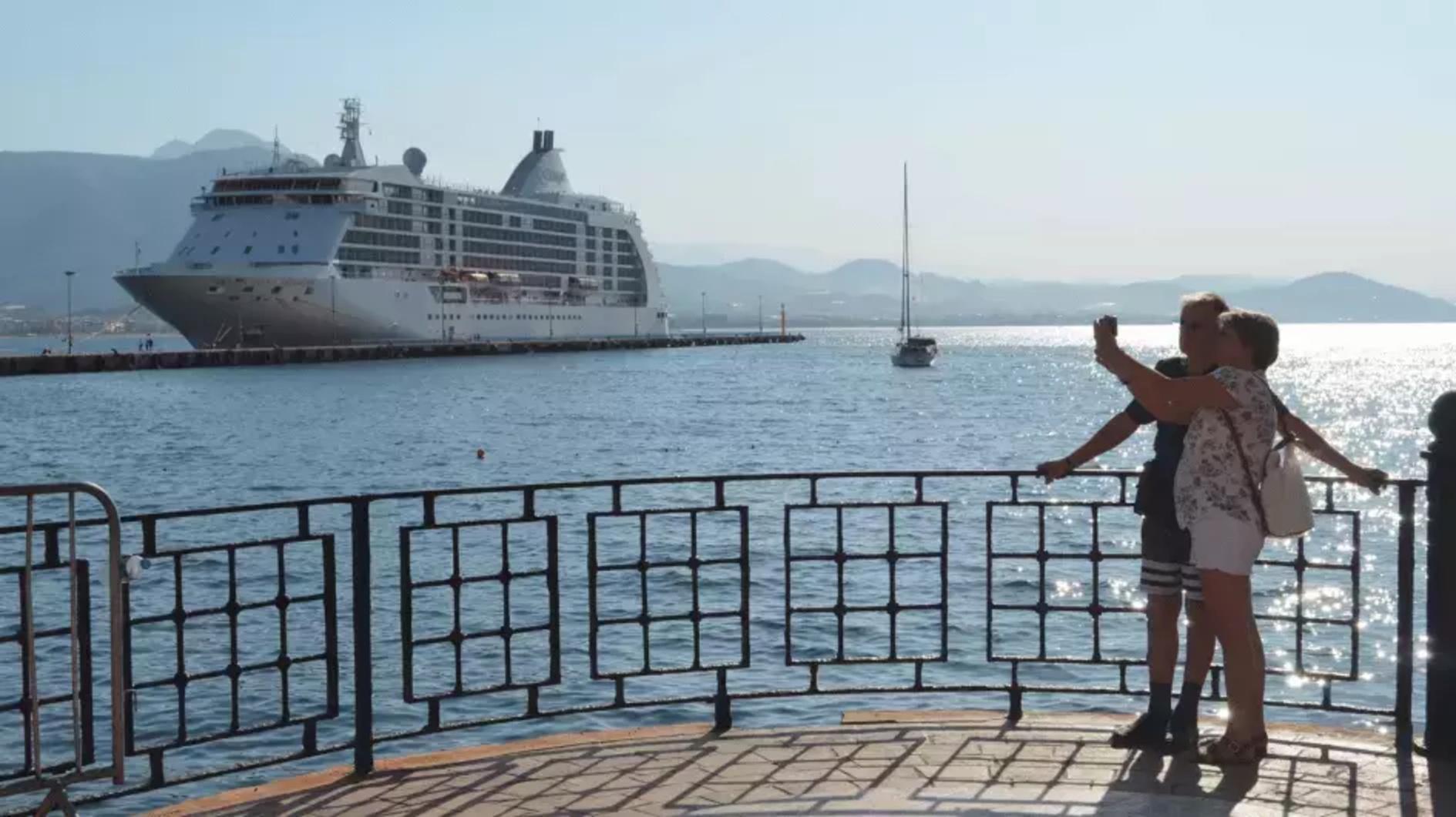 Some 50 cruise ships visit Turkish ports in three months