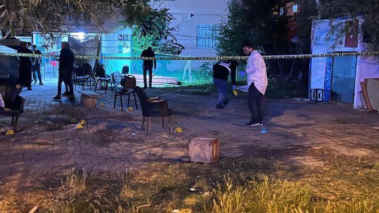 Başakşehir de derneğe silahlı saldırı 5 yaralı