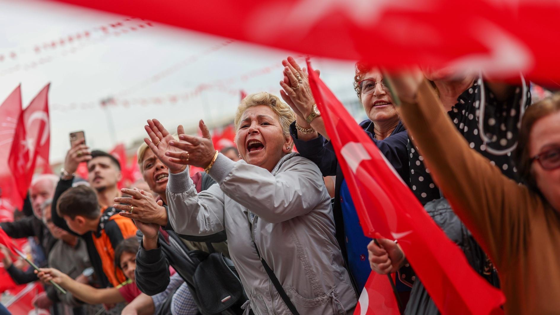 CHP rally in Ankara highlights retirees' demands Türkiye News