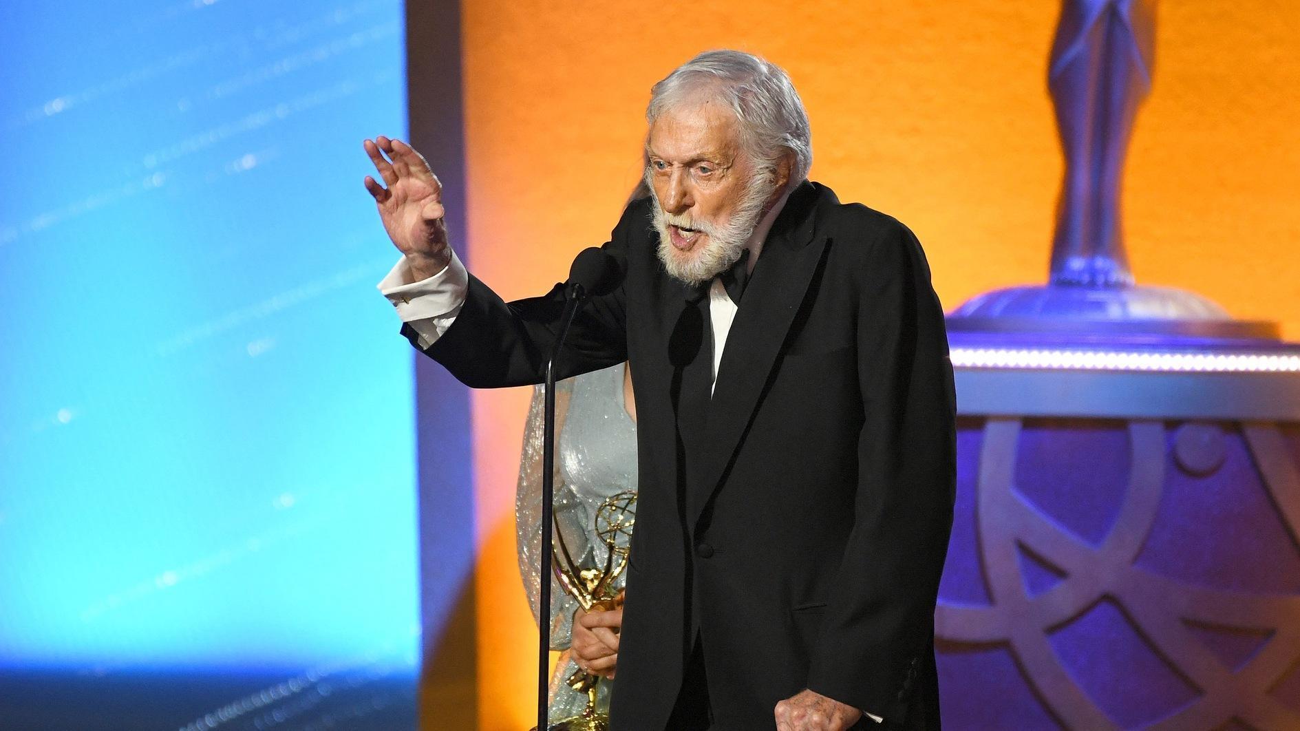 Dick Van Dyke becomes the oldest Daytime Emmy winner