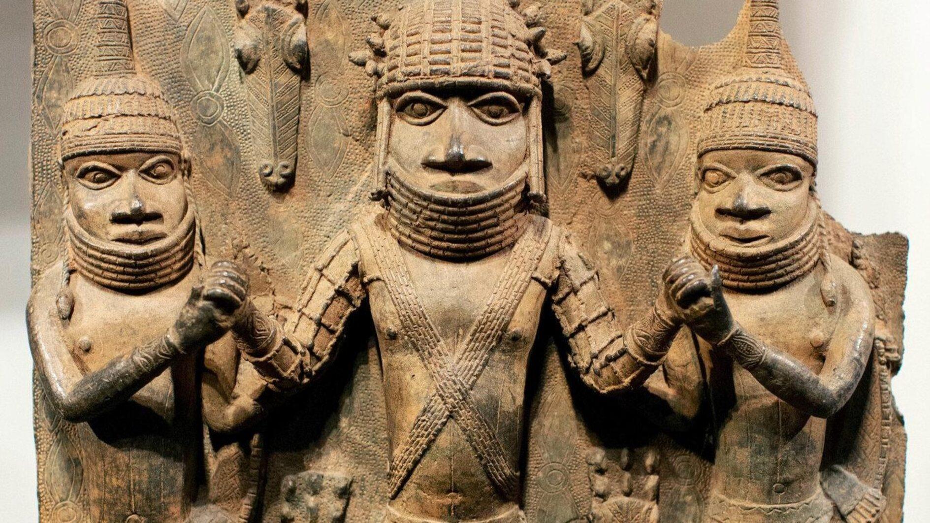 Nigerian King Welcomes US Handover Of Two Benin Bronzes