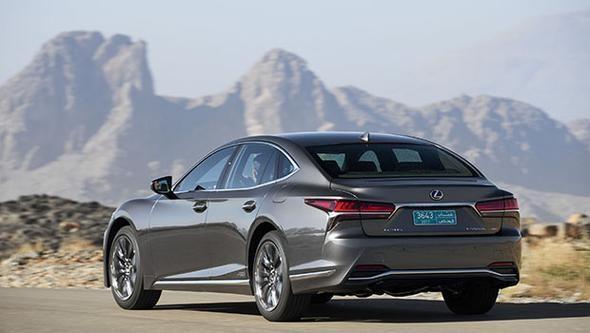 Shiatsu masajı yapan bu lüks otomobil martta geliyor Shiatsu masajı yapan bu lüks otomobil martta geliyor