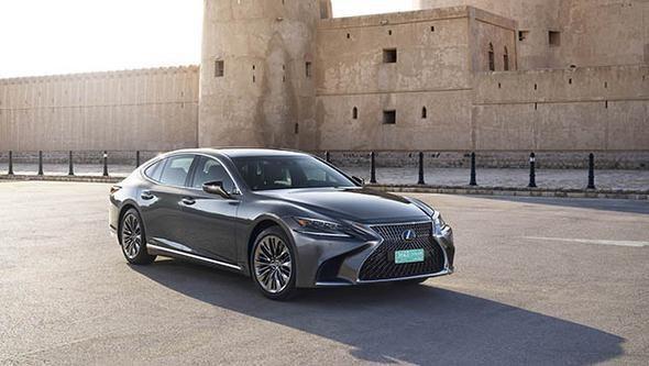 Shiatsu masajı yapan bu lüks otomobil martta geliyor Shiatsu masajı yapan bu lüks otomobil martta geliyor