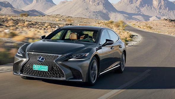 Shiatsu masajı yapan bu lüks otomobil martta geliyor Shiatsu masajı yapan bu lüks otomobil martta geliyor