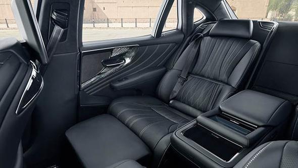 Shiatsu masajı yapan bu lüks otomobil martta geliyor Shiatsu masajı yapan bu lüks otomobil martta geliyor