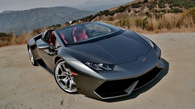 LAMBORGHİNİ HURACAN