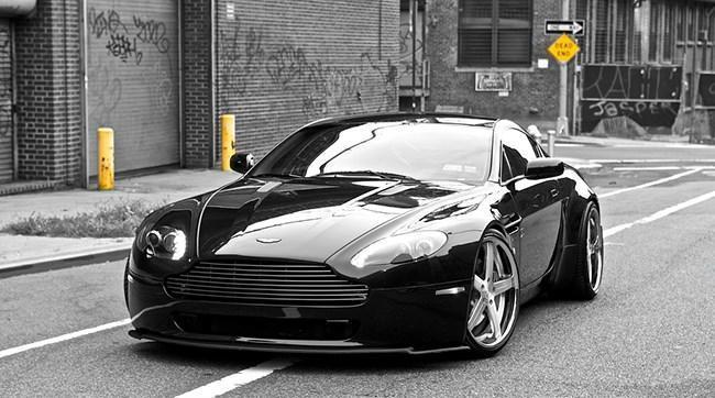 ASTON MARTIN VANTAGE