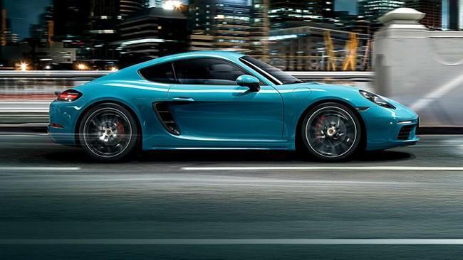 PORSCHE 718 CAYMAN