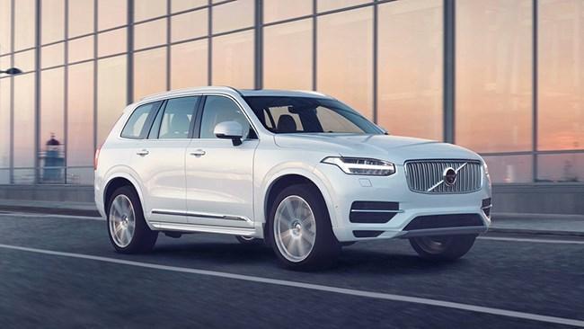 VOLVO XC90