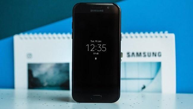 SAMSUNG GALAXY A5 (2016) SAMSUNG GALAXY A5 (2016)