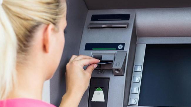 Kredi kartı üzerinden nakit çekim yapılabilir veya taksitli nakit avans kullanılabilir