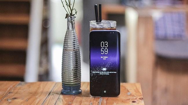 Samsungun yeni amiral gemisi Galaxy S8 ve Galaxy S8 Plus, indirime girdi Samsungun yeni amiral gemisi Galaxy S8 ve Galaxy S8 Plus, indirime girdi