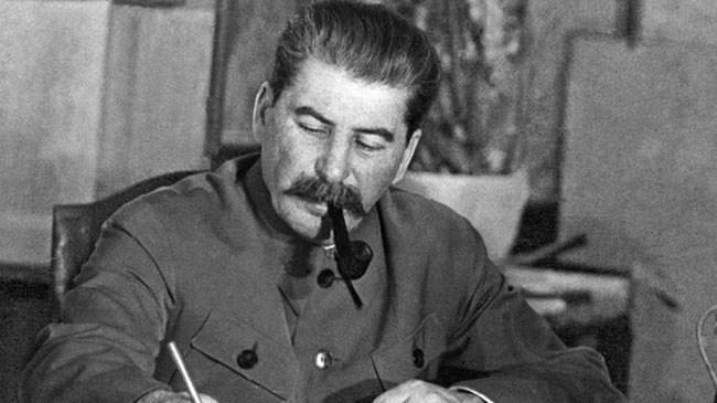 JOSEPH STALIN (1878-1953, SSCB) JOSEPH STALIN (1878-1953, SSCB)