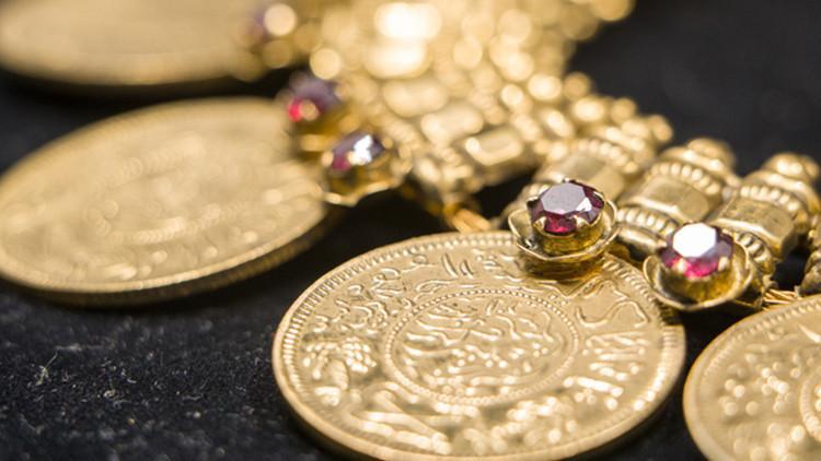 GRAM ALTIN ZİRVE DENEMESİ YAPIYOR