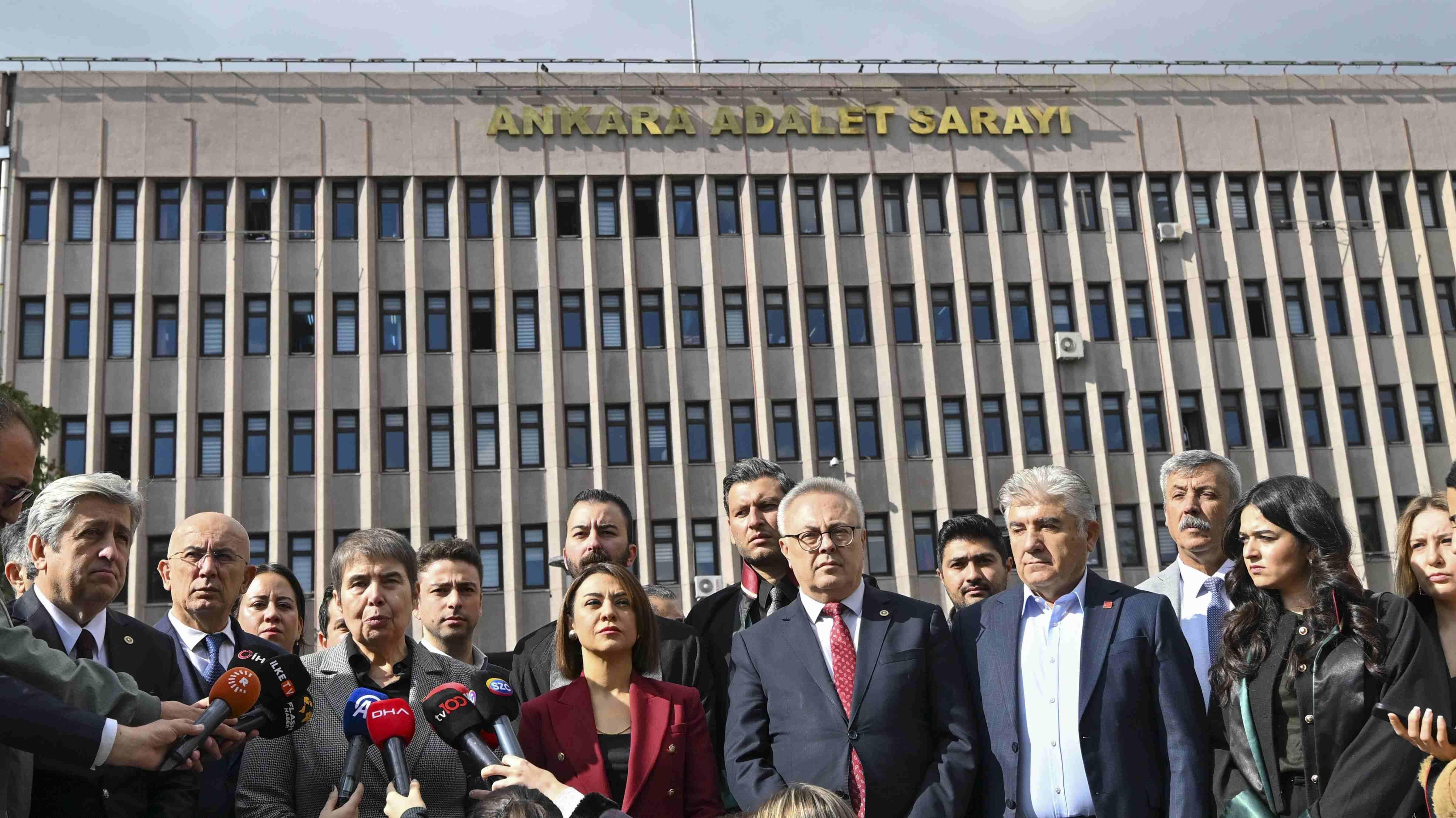 CHP files complaint against Memişoğlu, ex-health ministers