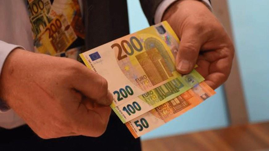 EURO NEDEN DÜŞÜYOR