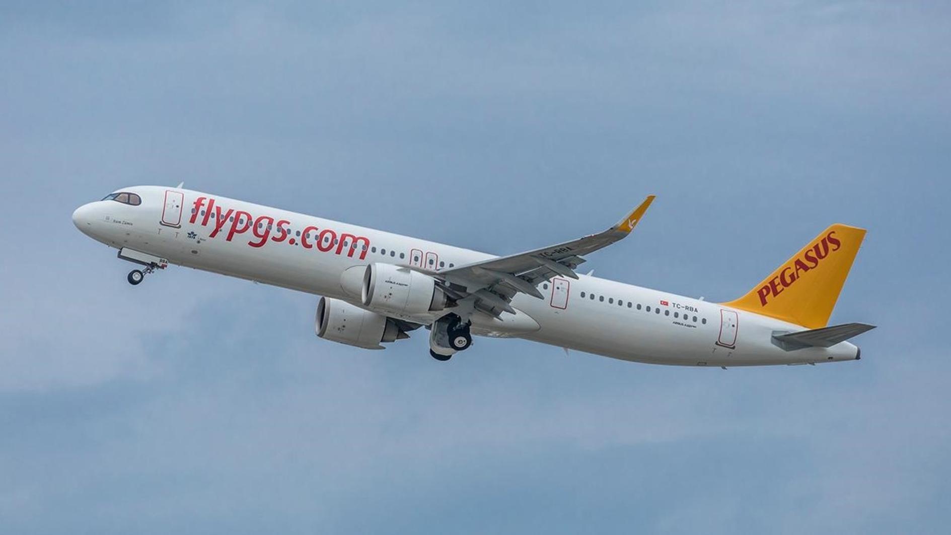 Pegasus Airlines orders up to 200 Boeing airplanes