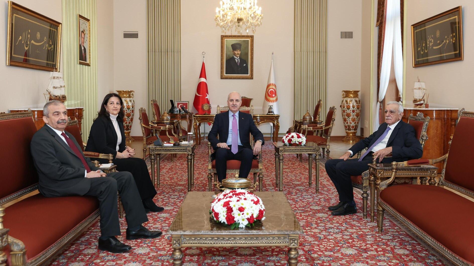 DEM Party launches talks after meeting with Öcalan