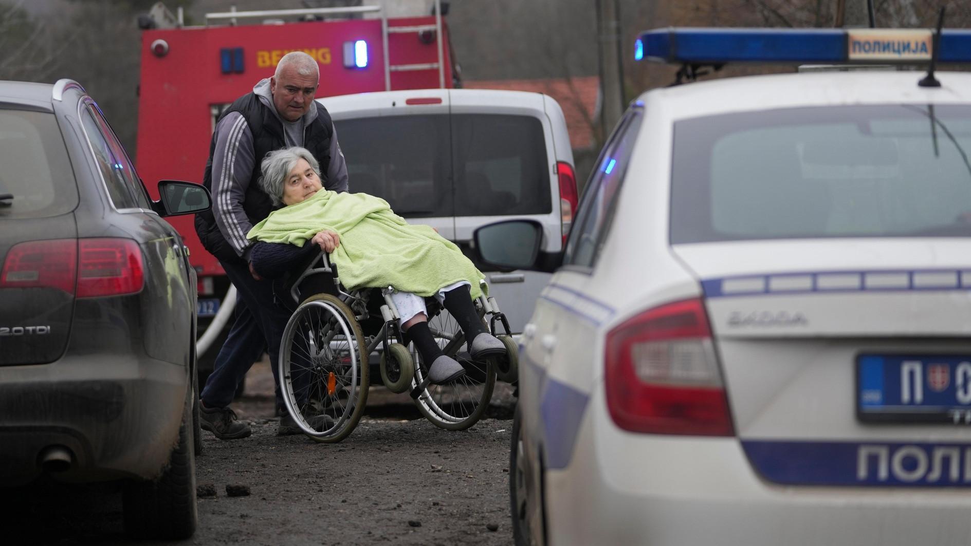 8 people die in fire at home for elderly in Serbia