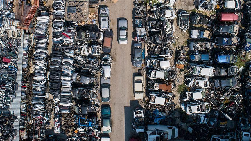 HÜRRİYET GAZETESİ OTOMOBİL YAZARI TAYLAN ÖZGÜR DİL ÖTV İNDİRİMİNİ YORUMLADI