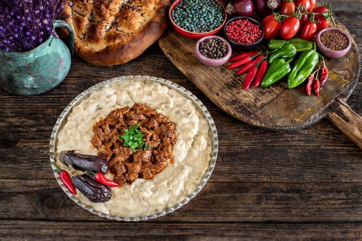 Yemeklerin içerikleri kadar pişirme yöntemleri de çok önemlidir