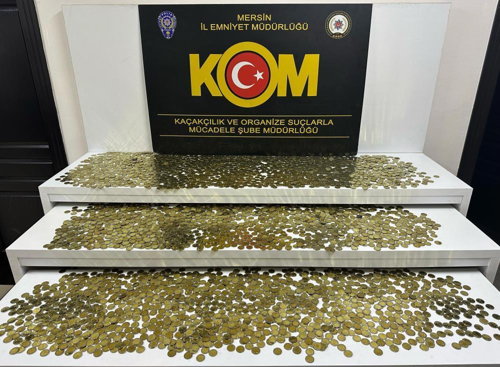 Daha önce de 7 milyon 99 bin 200 sahte dolar ele geçirilmişti Daha önce de 7 milyon 99 bin 200 sahte dolar ele geçirilmişti