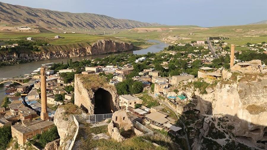 Hasankeyf Kalesi yakında ziyaretçileri karşılayacak