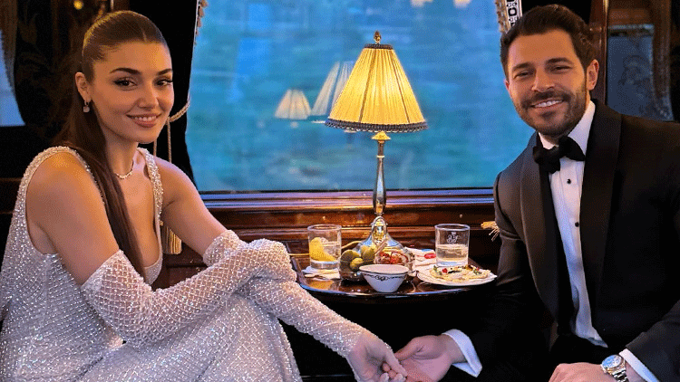 Evlilik teklifi Orient Express'te mi geldi! Hande Erçel ve sevgilisi Hakan Sabancı'nın romantik tatili...