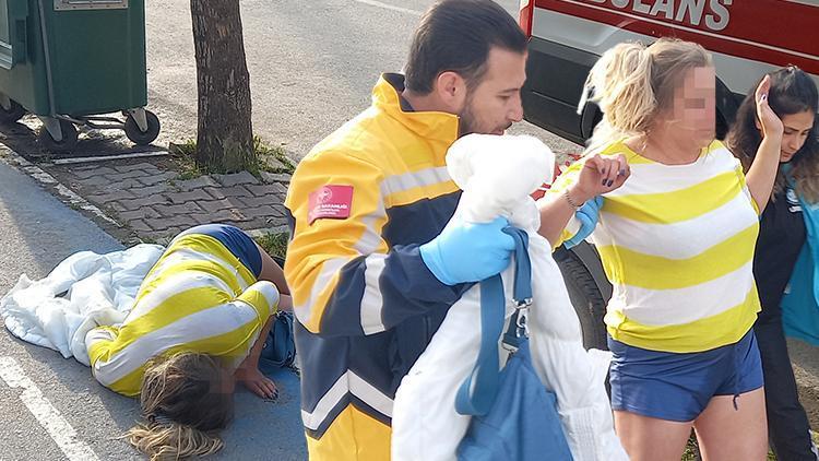 44 yaşındaki kadın otomobilden yol kenarına atıldı