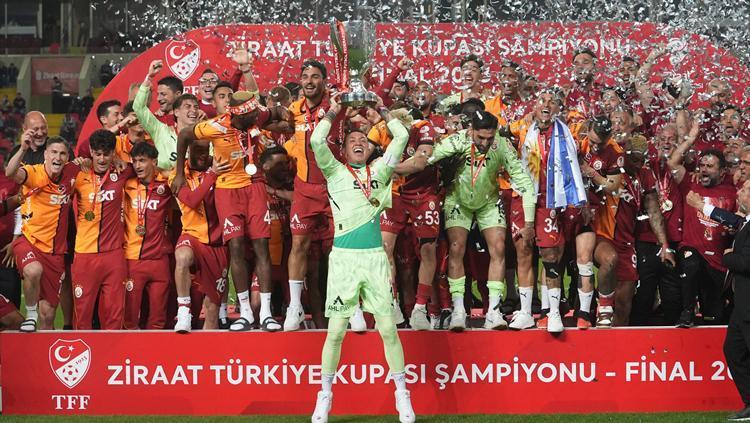 Futbolda Galatasaray yüzyılı!