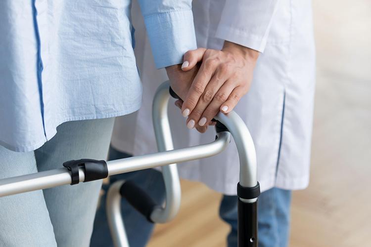 Omurgam parçalanıyor gibiydi Hayatı boyunca hissettiği en kötü ağrıdan bile daha kötüsüydü... Sebebi doktorları bile şaşırttı