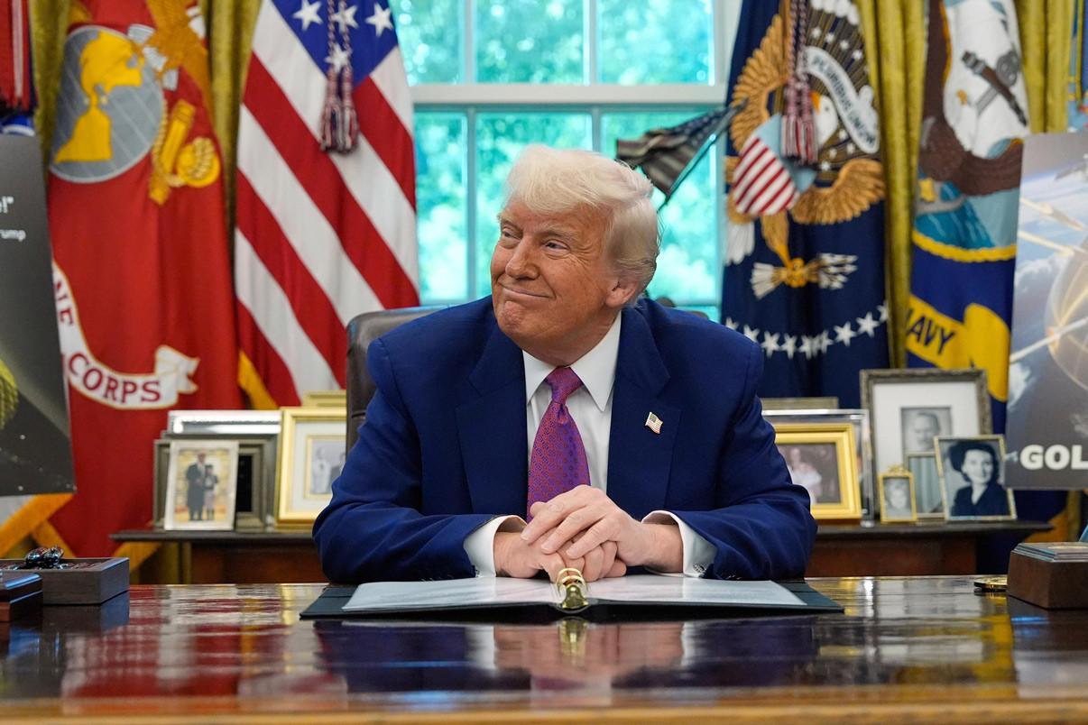 Son dakika... ABD Başkanı Trump duyurdu: ABD'nin altın kubbesi olacak