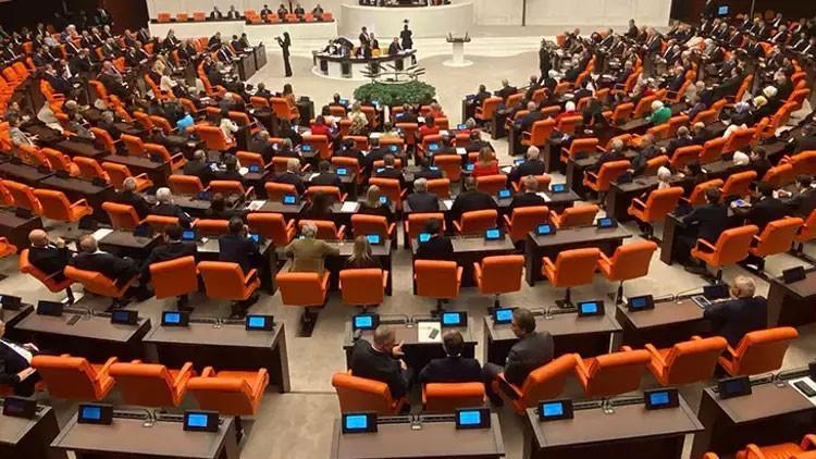 TRAFİK KANUNU DEĞİŞİKLİĞİ 2025 SON DURUM || Yeni trafik cezaları ne zaman yürürlüğe girecek Karayolları Trafik Kanunu teklifi Meclisten geçti mi