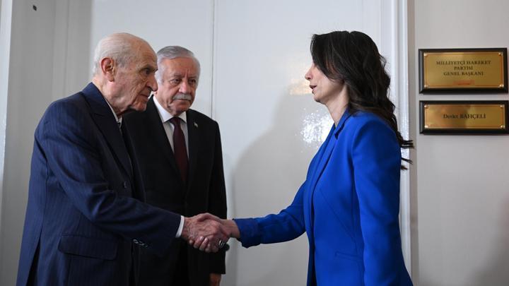 DEM Parti heyetinden MHP'ye ziyaret... Görüşmeye MHP lideri Bahçeli de katılıyor
