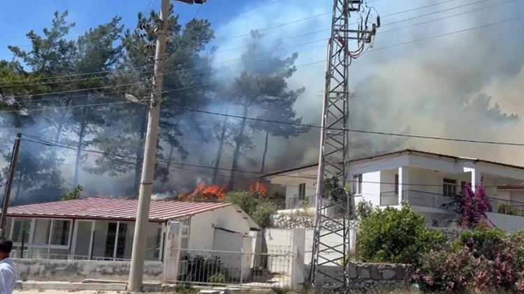 Marmaris'te orman yangını! Müdahale sürüyor