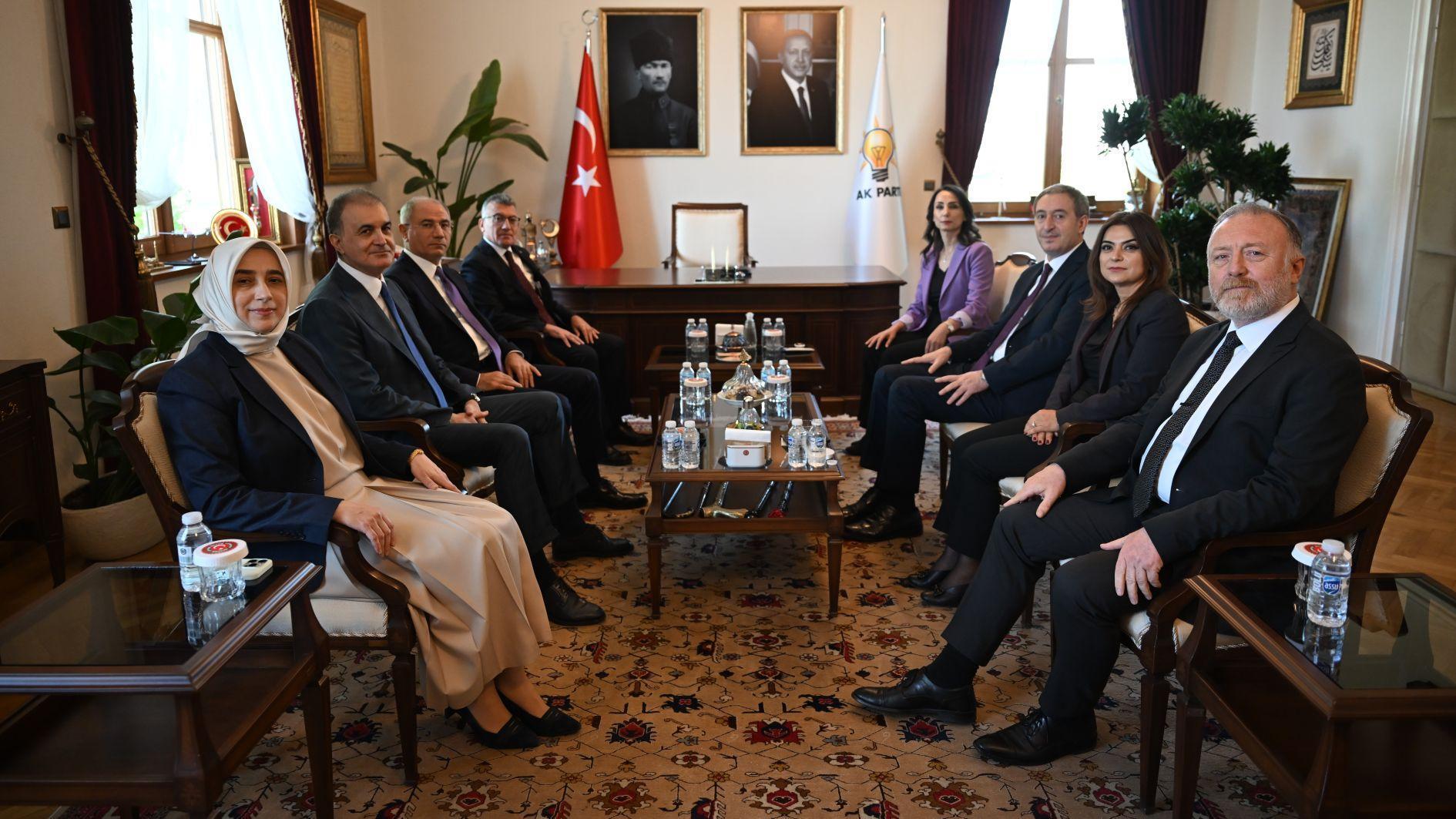 Dem Partisi, terörsüz türkiye teklifini tartışmak için AKP ile buluşuyor