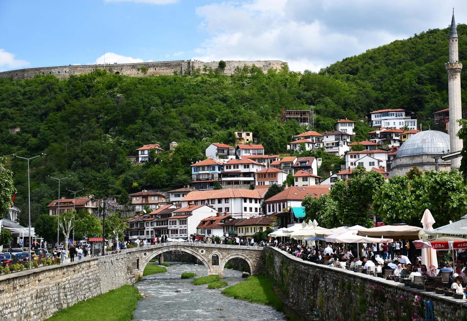 Ziyaretçiler Osmanlı Gem'in Prizren'sinde Türk ayak izini izler