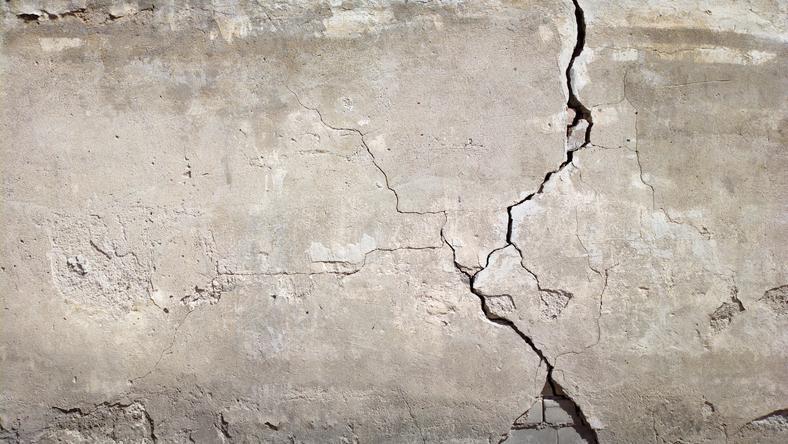 Bilim insanlarından müjde: Kendi kendini onaran 'canlı beton' üretildi!