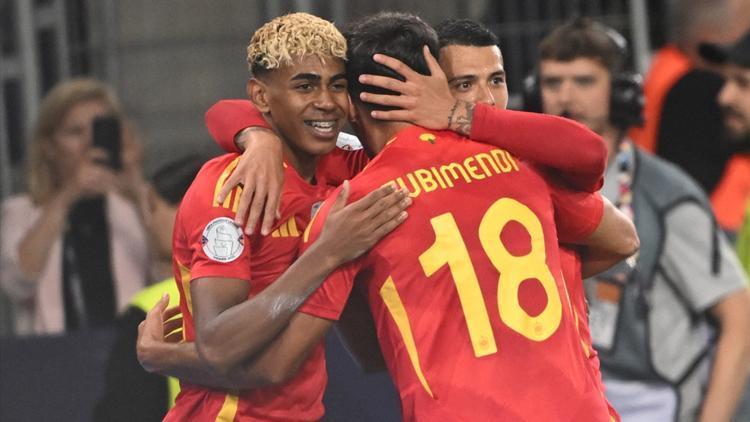Uluslar Ligi'nde 9 gollü düelloda final bileti İspanya'nın! Fransa geri dönemedi, Portekiz...