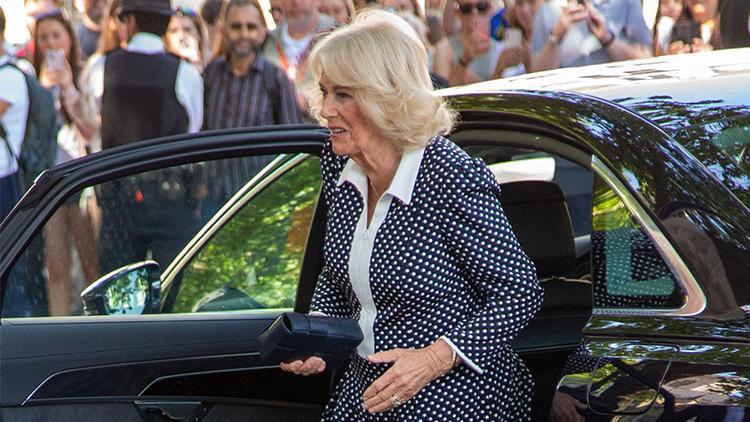 Saraydan kraliçeye gizli talimat… ‘Ona dur demezseniz kralımız ölecek!’