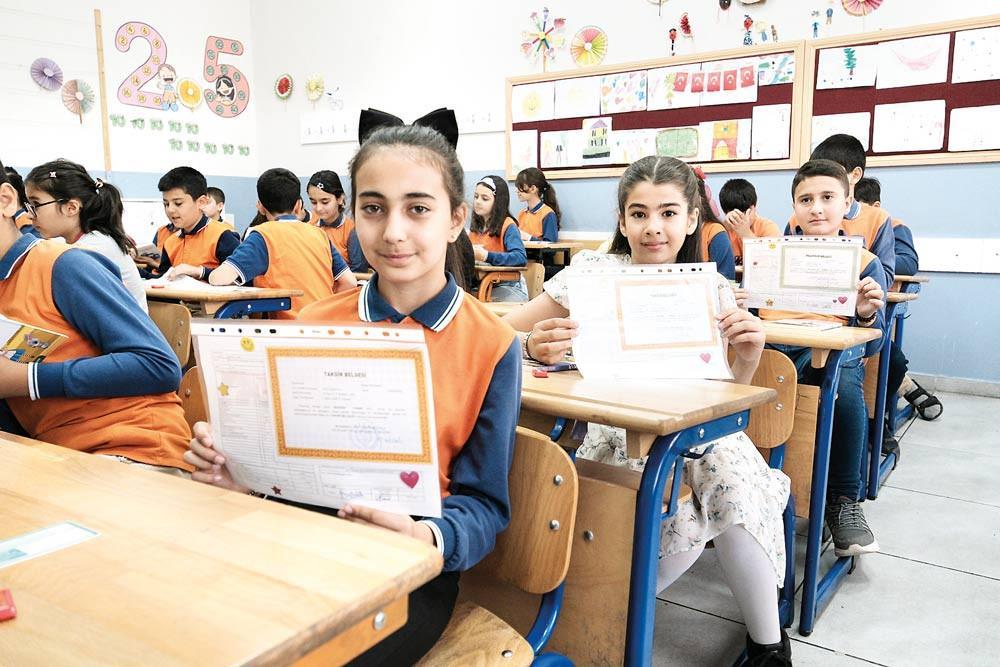Karneler tamam tatil başladı