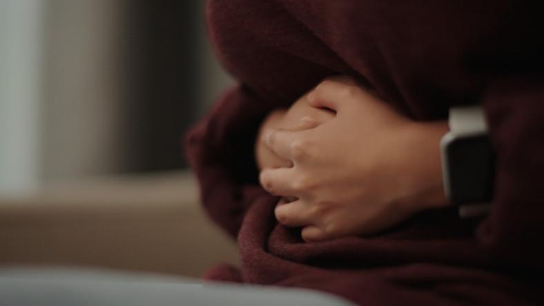 Hamilelikten sandılar 4. evre kolon kanseri çıktı “Oğlum geceleri ağlıyor, bana sarılıyor ve gitmemi istemediğini söylüyor”