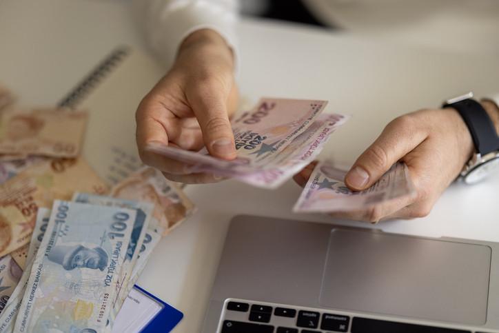 İŞVEREN ARTIŞA SICAK BAKIYOR MU İŞVEREN ARTIŞA SICAK BAKIYOR MU