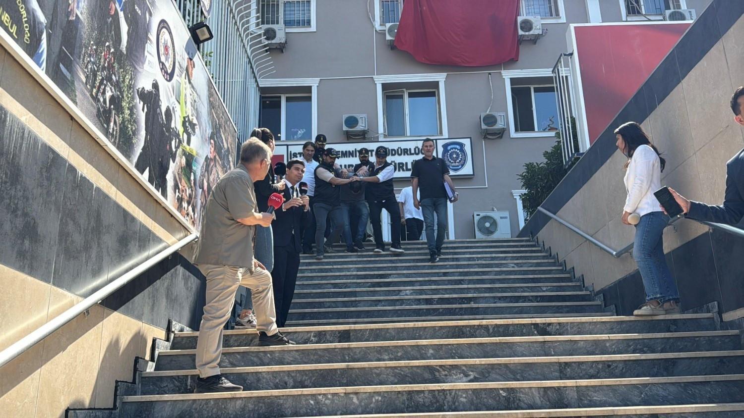 İstanbul Femisit Bağları nedeniyle 4 polis memuru gözaltına alındı