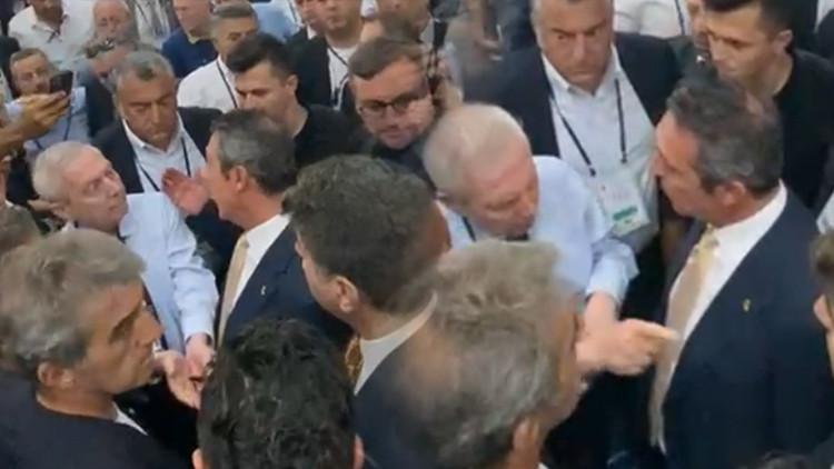 Fenerbahçe'de kritik Yüksek Divan Kurulu karıştı! Geçeri imza sayıları açıklanırken arbede çıktı, Ali Koç ile Aziz Yıldırım devreye girdi