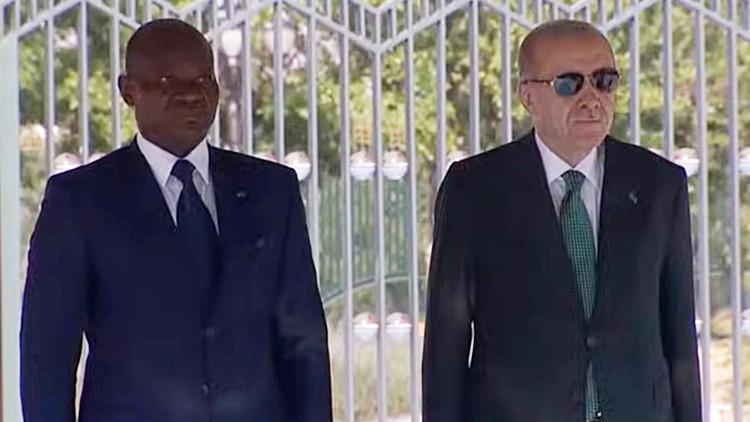 Gabon cumhurbişkanı ankara’da | Erdoğan, Resmi Törenle Karşivadı